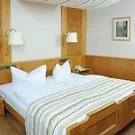 Bad Stebener Hof 3* באד שטבן